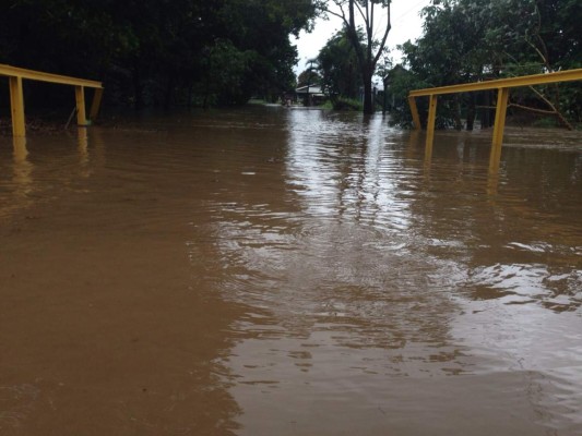 Tela está en alerta roja por fuertes lluvias&nbsp;&nbsp;
